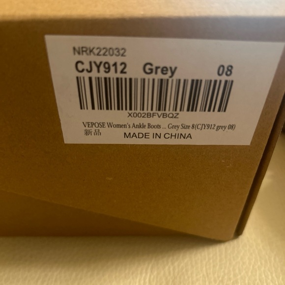 Vepose Women's Ankle Cutout Booties - Picture 2 of 7